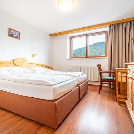 Hotel Sepetna 3*